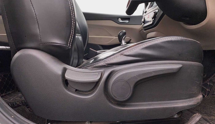 2019 Hyundai Verna 1.6 VTVT SX, Petrol, Manual, 50,815 km, Driver Side Adjustment Panel