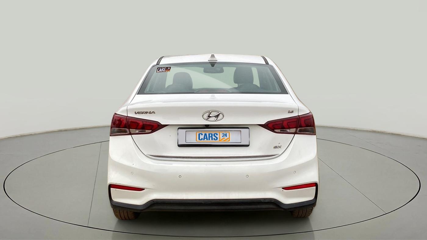 2019 Hyundai Verna 1.6 VTVT SX, Petrol, Manual, 50,815 km, Back/Rear