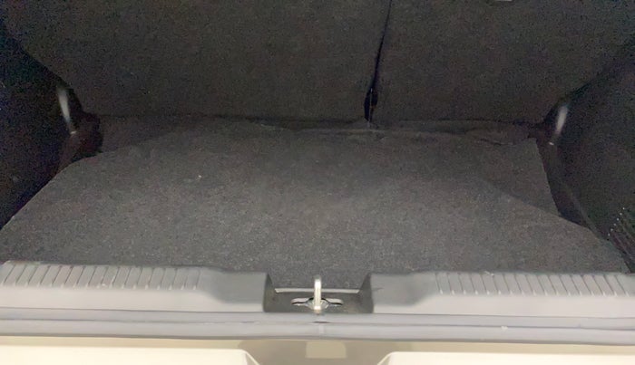 2023 Maruti Swift ZXI PLUS AMT, Petrol, Automatic, 4,306 km, Boot Inside