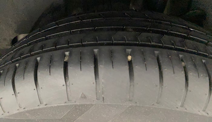 2023 Maruti Swift ZXI PLUS AMT, Petrol, Automatic, 4,306 km, Left Rear Tyre Tread