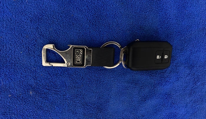 2023 Maruti Swift ZXI PLUS AMT, Petrol, Automatic, 4,306 km, Key Close Up