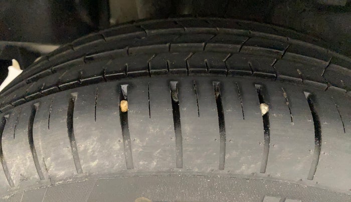 2023 Maruti Swift ZXI PLUS AMT, Petrol, Automatic, 4,306 km, Right Rear Tyre Tread