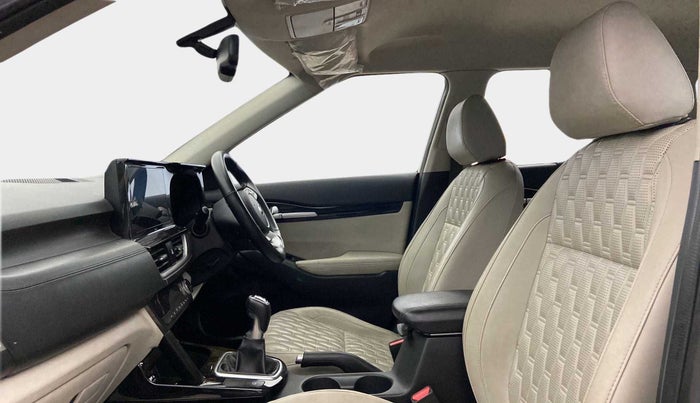 2019 KIA SELTOS HTX 1.5 PETROL, Petrol, Manual, 64,349 km, Right Side Front Door Cabin