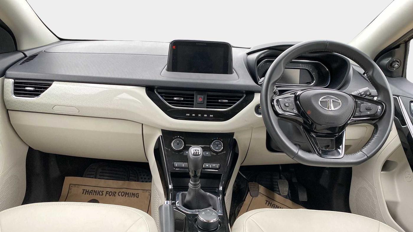 2022 Tata NEXON XZ PLUS (PREMIUM) PETROL, Petrol, Manual, 22,121 km, Dashboard