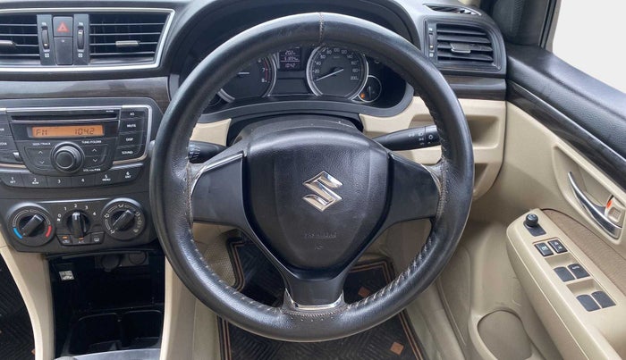 2017 Maruti Ciaz SIGMA 1.4 MT PETROL, Petrol, Manual, 51,904 km, Steering Wheel Close Up