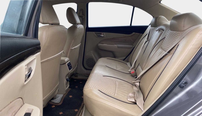 2017 Maruti Ciaz SIGMA 1.4 MT PETROL, Petrol, Manual, 51,904 km, Right Side Rear Door Cabin
