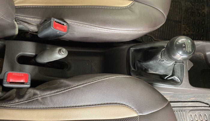 2012 Hyundai Eon ERA +, Petrol, Manual, 55,299 km, Gear Lever