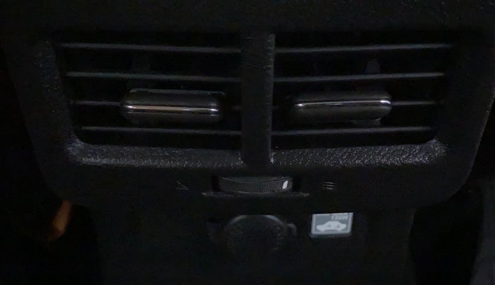 2023 Maruti BREZZA ZXI SMART HYBRID , Petrol, Manual, 9,142 km, Rear AC Vents