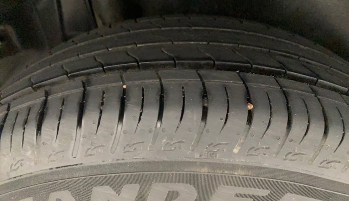 2023 Maruti BREZZA ZXI SMART HYBRID , Petrol, Manual, 9,142 km, Right Rear Tyre Tread