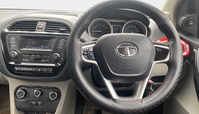 2017 Tata Tiago XZA PETROL, Petrol, Automatic, 44,235 km, Steering Wheel Close Up