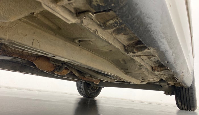 2010 Toyota Corolla Altis 1.8 G, Petrol, Manual, 87,478 km, Right Side Underbody