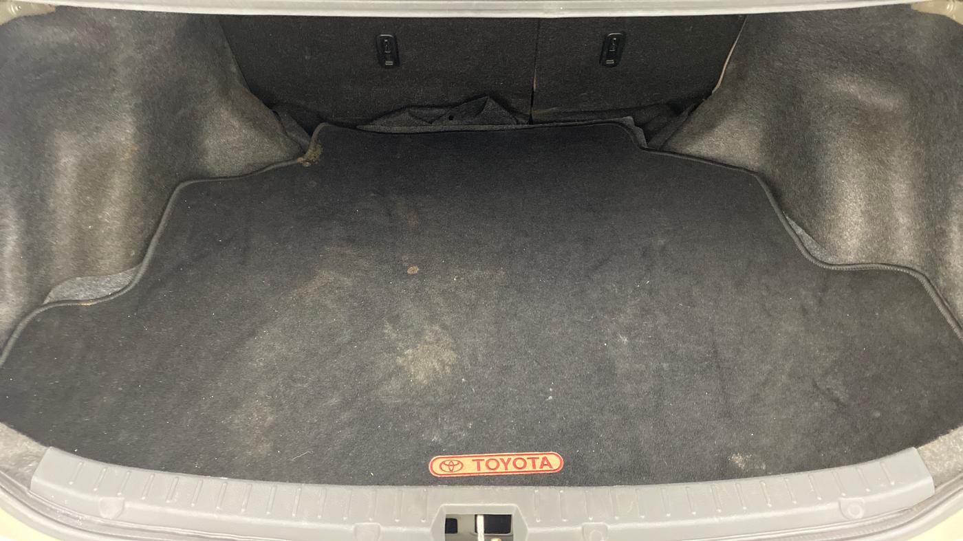 2010 Toyota Corolla Altis 1.8 G, Petrol, Manual, 87,478 km, Boot Inside