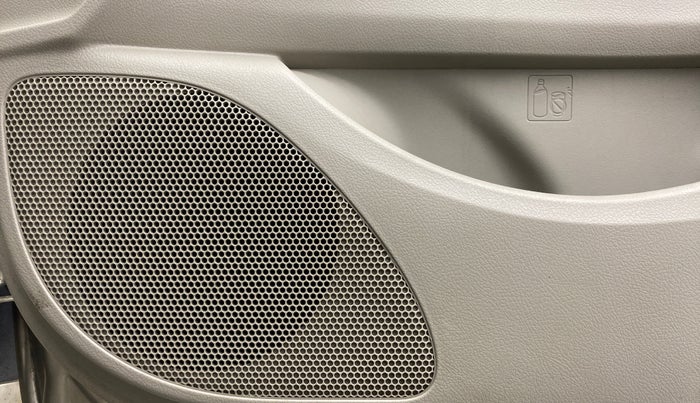 2010 Toyota Corolla Altis 1.8 G, Petrol, Manual, 87,478 km, Speaker