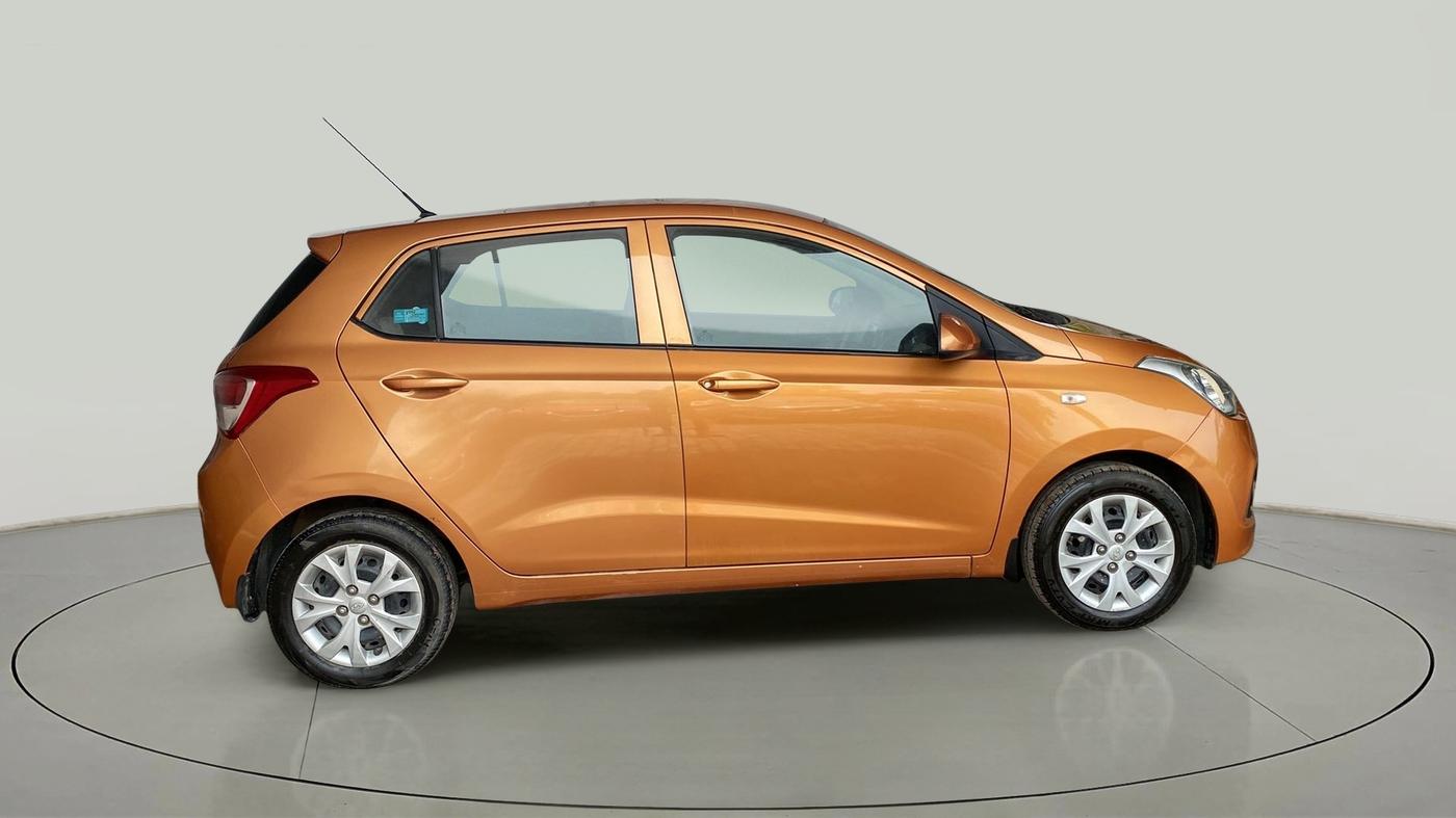 2015 Hyundai Grand i10 MAGNA 1.2 KAPPA VTVT, Petrol, Manual, 36,389 km, Right Side View