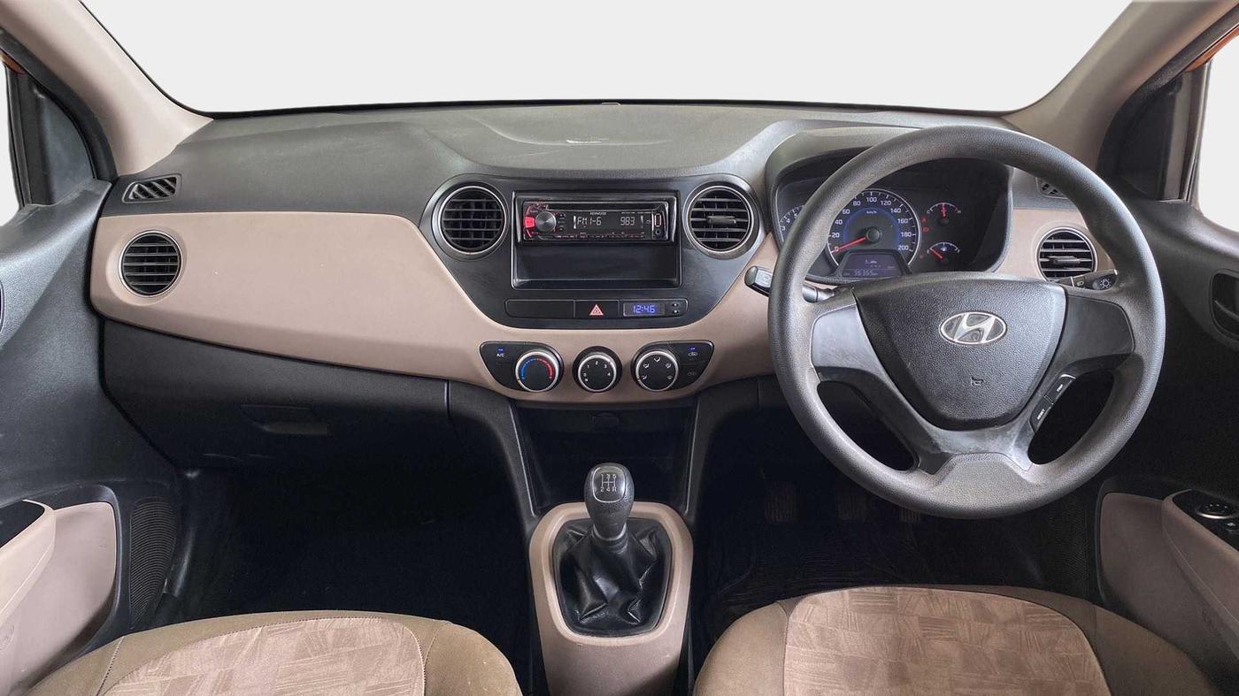 2015 Hyundai Grand i10 MAGNA 1.2 KAPPA VTVT, Petrol, Manual, 36,389 km, Dashboard