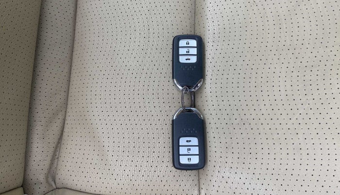 2014 Honda City 1.5L I-VTEC VX CVT, Petrol, Automatic, 11,635 km, Key Close Up