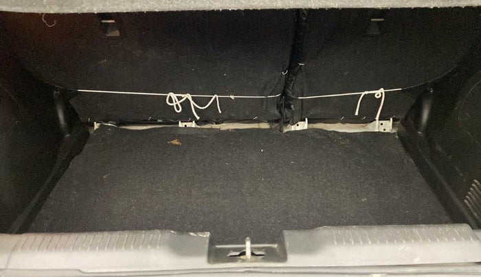2019 Maruti Swift ZXI, Petrol, Manual, 43,834 km, Boot Inside