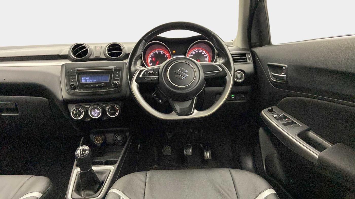 2019 Maruti Swift ZXI, Petrol, Manual, 43,834 km, Steering Wheel Close Up