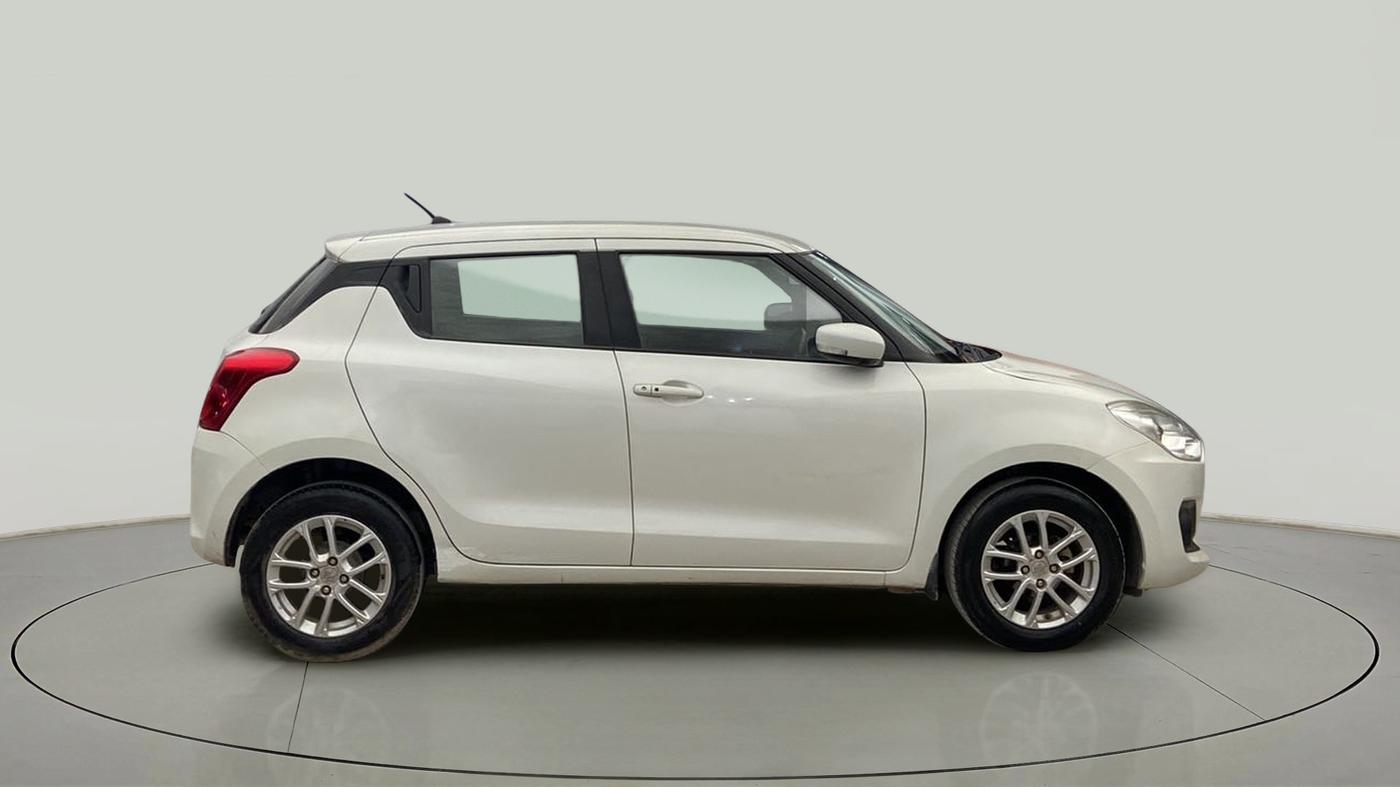 2019 Maruti Swift ZXI, Petrol, Manual, 43,834 km, Right Side View