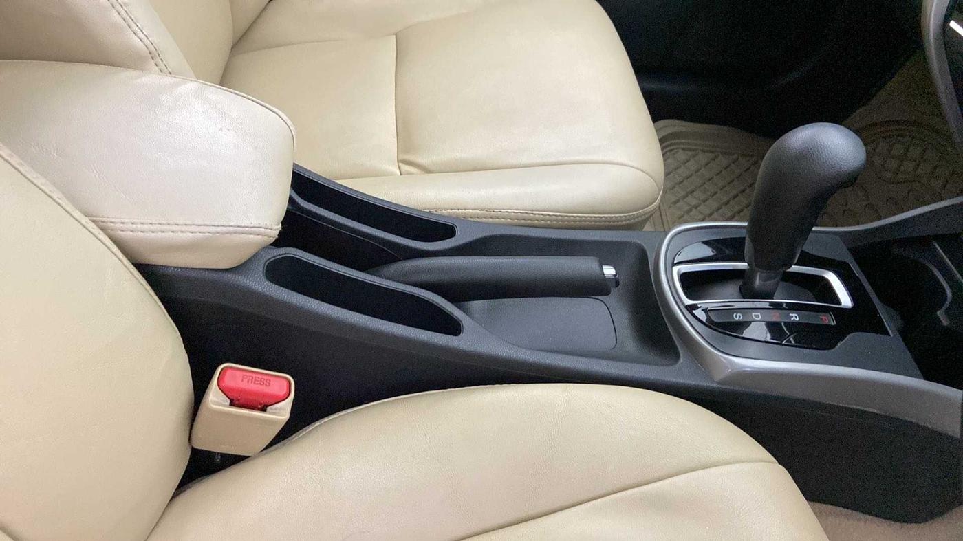 2019 Honda City 1.5L I-VTE V CVT, Petrol, Automatic, 48,227 km, Gear Lever