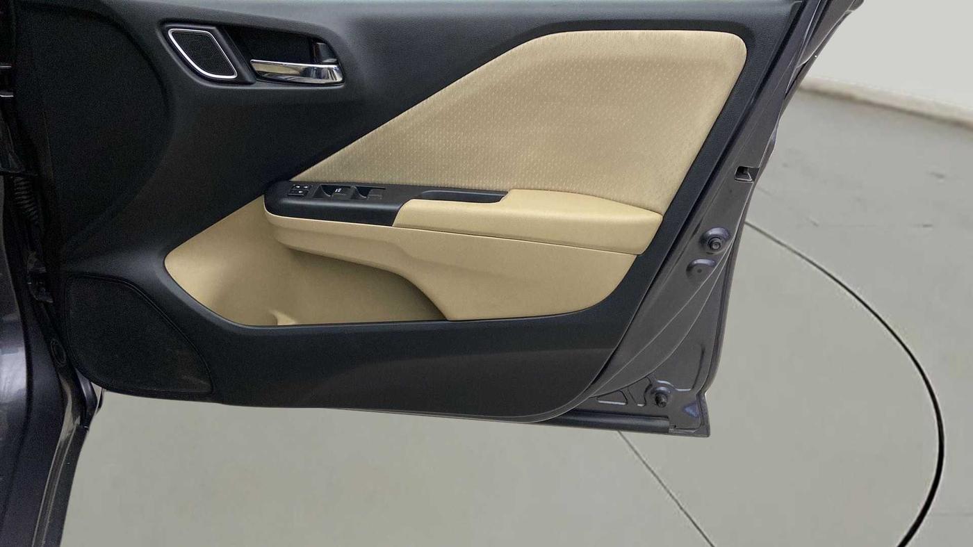2019 Honda City 1.5L I-VTE V CVT, Petrol, Automatic, 48,227 km, Driver Side Door Panels Control