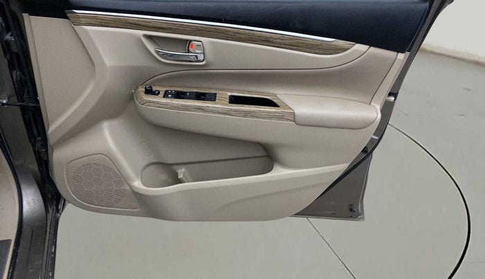 2019 Maruti Ciaz ALPHA  AT 1.5 SHVS PETROL, Petrol, Automatic, 74,232 km, Driver Side Door Panels Control