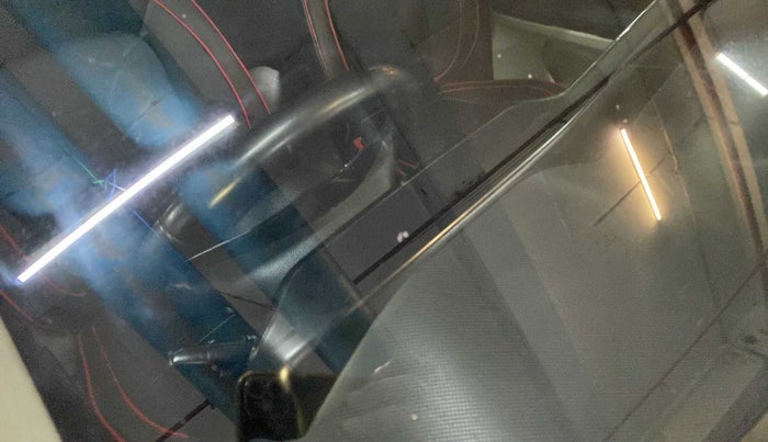 2021 KIA SONET HTX 1.0 IMT, Petrol, Manual, 50,411 km, Front windshield - Minor spot on windshield