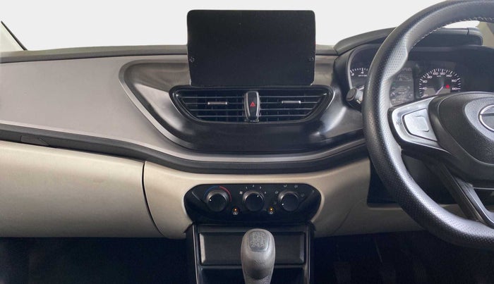 2021 Tata ALTROZ XE PETROL, Petrol, Manual, 47,357 km, Air Conditioner