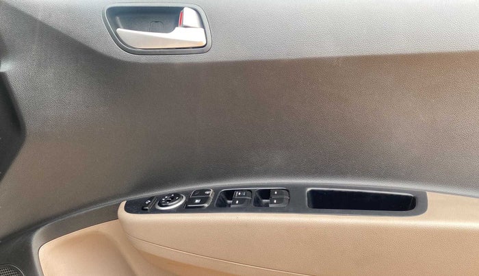 2015 Hyundai Grand i10 ASTA AT 1.2 KAPPA VTVT, Petrol, Automatic, 80,638 km, Driver Side Door Panels Control