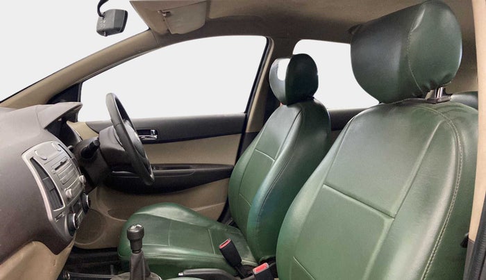 2011 Hyundai i20 MAGNA 1.2, Petrol, Manual, 34,169 km, Right Side Front Door Cabin