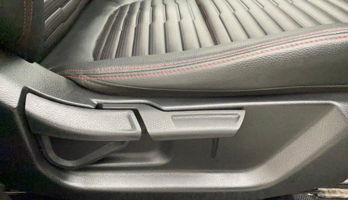 2020 KIA SONET GTX PLUS 1.0 DCT, Petrol, Automatic, 47,080 km, Driver Side Adjustment Panel