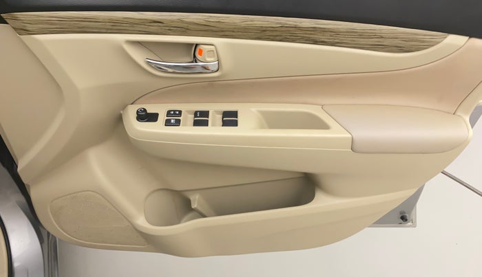 2020 Maruti Ciaz DELTA 1.5 SHVS MT PETROL, Petrol, Manual, 38,299 km, Driver Side Door Panels Control