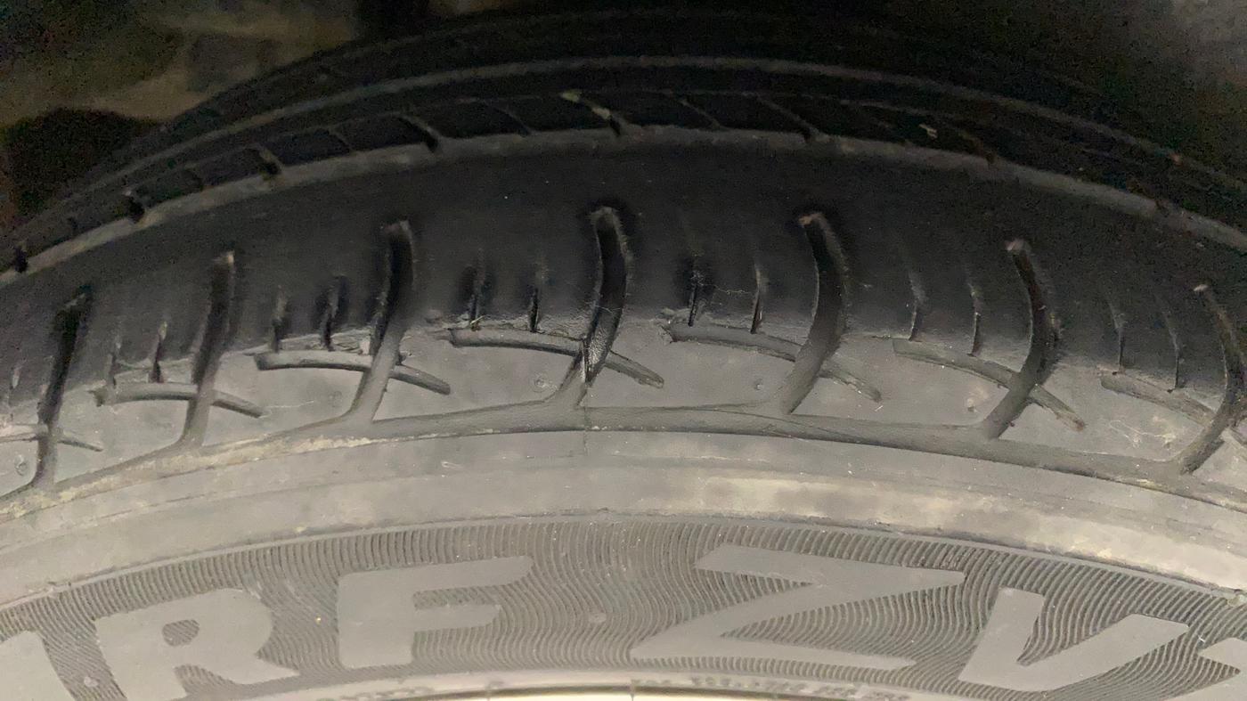 2020 Maruti Ciaz DELTA 1.5 SHVS MT PETROL, Petrol, Manual, 38,299 km, Right Rear Tyre Tread