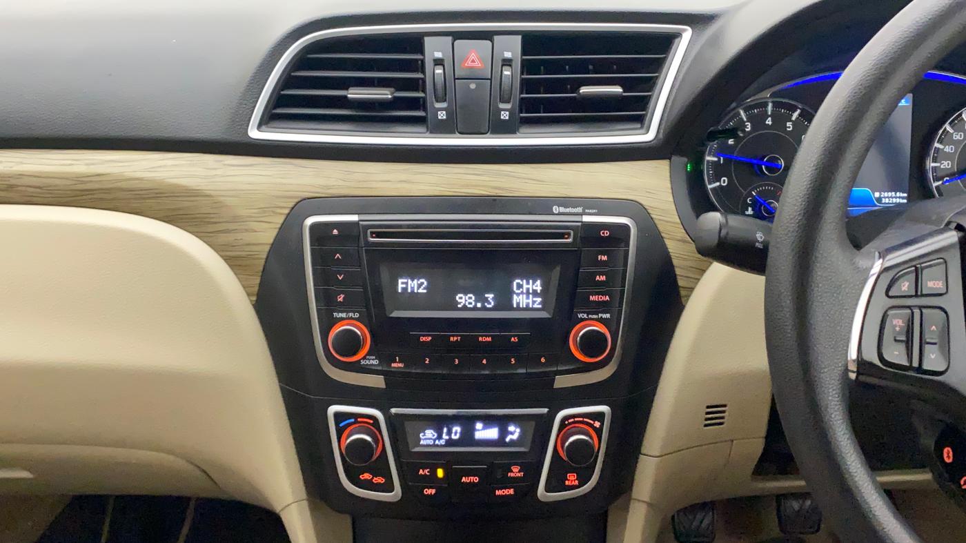 2020 Maruti Ciaz DELTA 1.5 SHVS MT PETROL, Petrol, Manual, 38,299 km, Air Conditioner