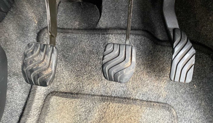 2019 Datsun Redi Go A, Petrol, Manual, 25,135 km, Pedals