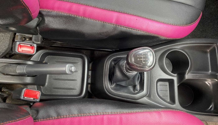 2019 Datsun Redi Go A, Petrol, Manual, 25,135 km, Gear Lever