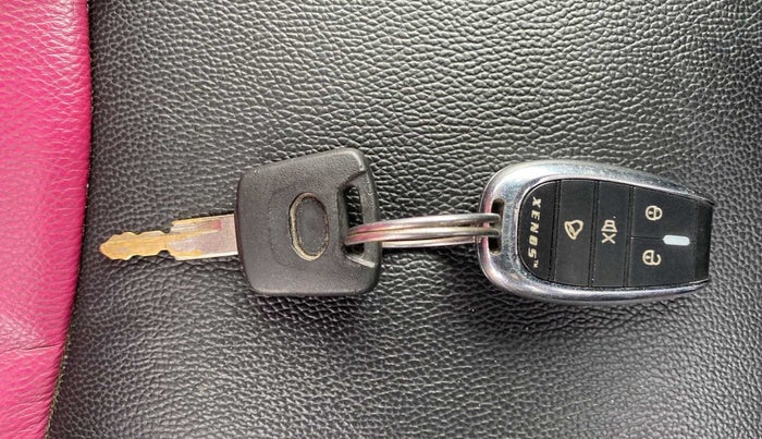 2019 Datsun Redi Go A, Petrol, Manual, 25,135 km, Key Close Up