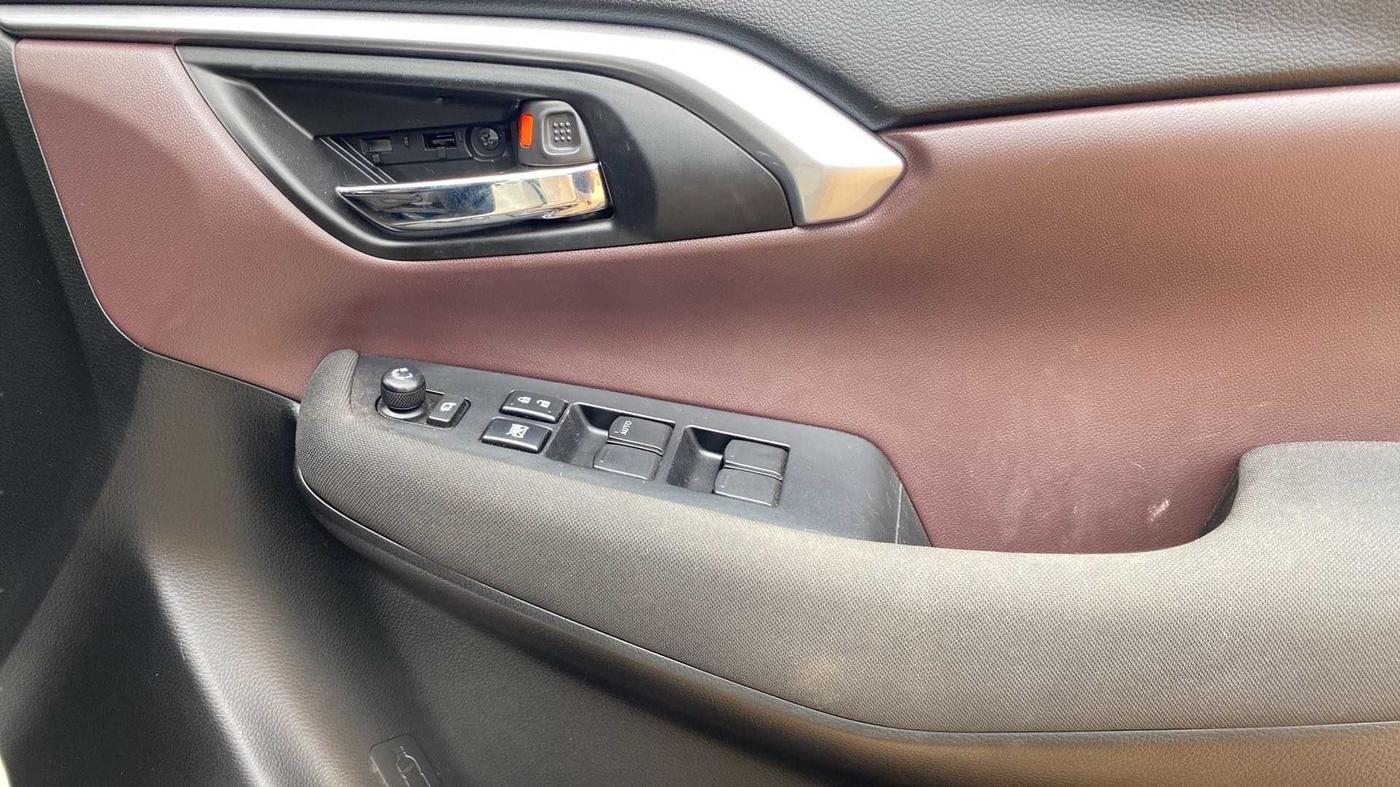 2023 Maruti Grand Vitara SIGMA SMART HYBRID, Petrol, Manual, 20,888 km, Driver Side Door Panels Control