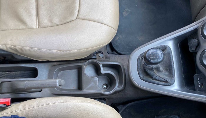 2014 Hyundai i10 SPORTZ 1.1, Petrol, Manual, 21,222 km, Gear Lever