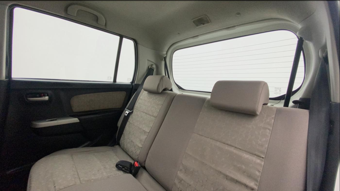 2014 Maruti Wagon R 1.0 VXI, Petrol, Manual, 82,798 km, Right Side Rear Door Cabin