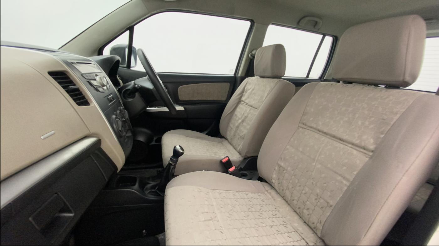 2014 Maruti Wagon R 1.0 VXI, Petrol, Manual, 82,798 km, Right Side Front Door Cabin