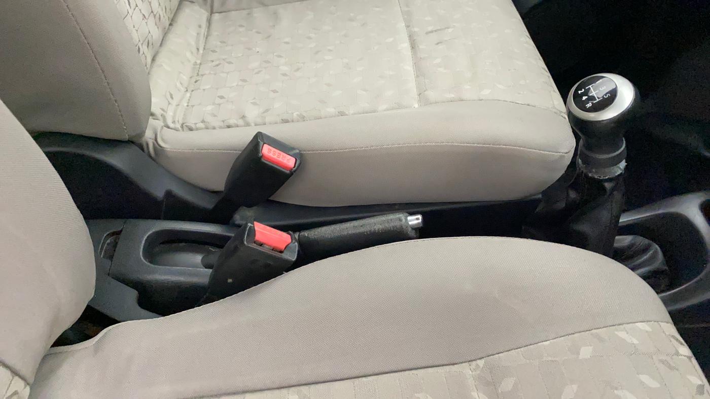 2014 Maruti Wagon R 1.0 VXI, Petrol, Manual, 82,798 km, Gear Lever