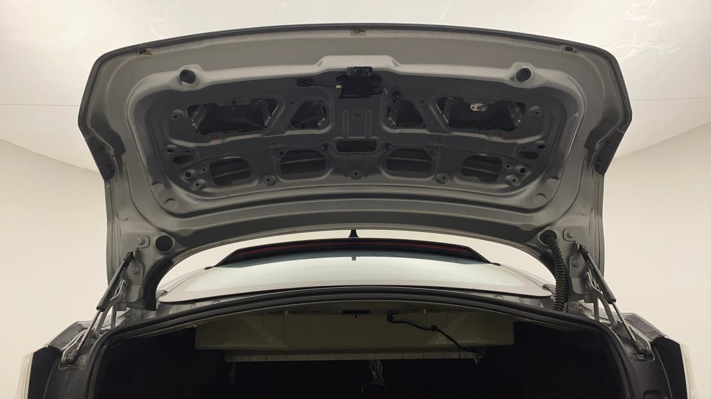 2018 Tata TIGOR XZ PETROL, Petrol, Manual, 90,011 km, Boot Door Open