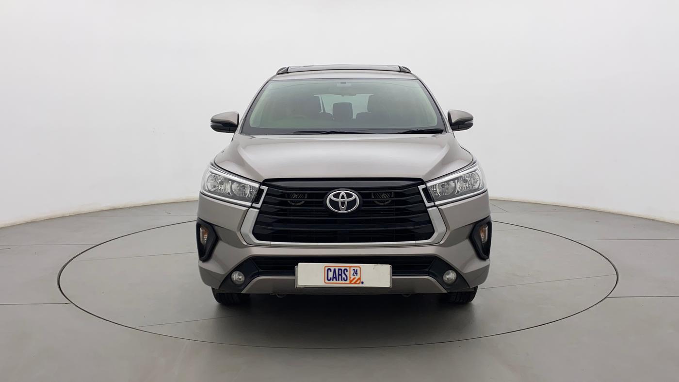 2022 Toyota Innova Crysta 2.4 G 7 STR, Diesel, Manual, 25,043 km, Front