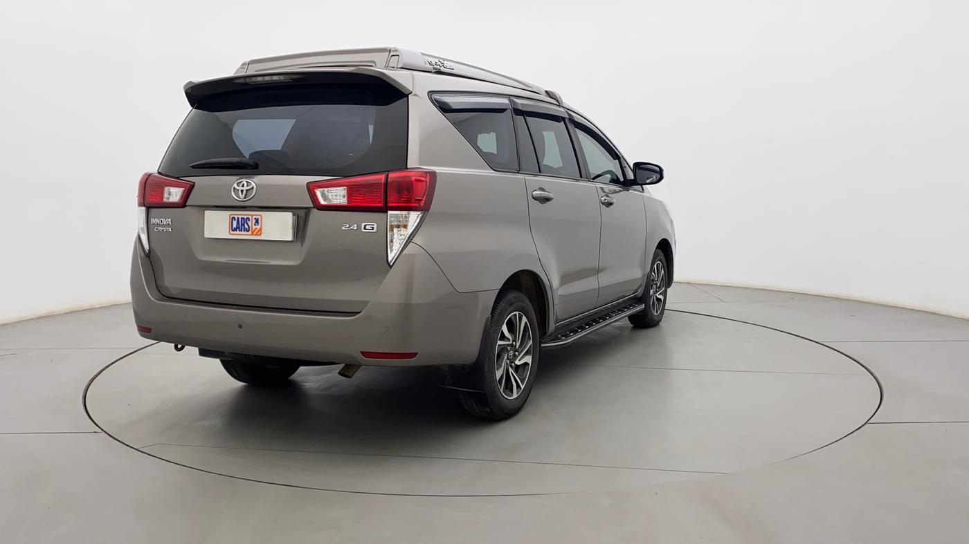 2022 Toyota Innova Crysta 2.4 G 7 STR, Diesel, Manual, 25,043 km, Right Back Diagonal