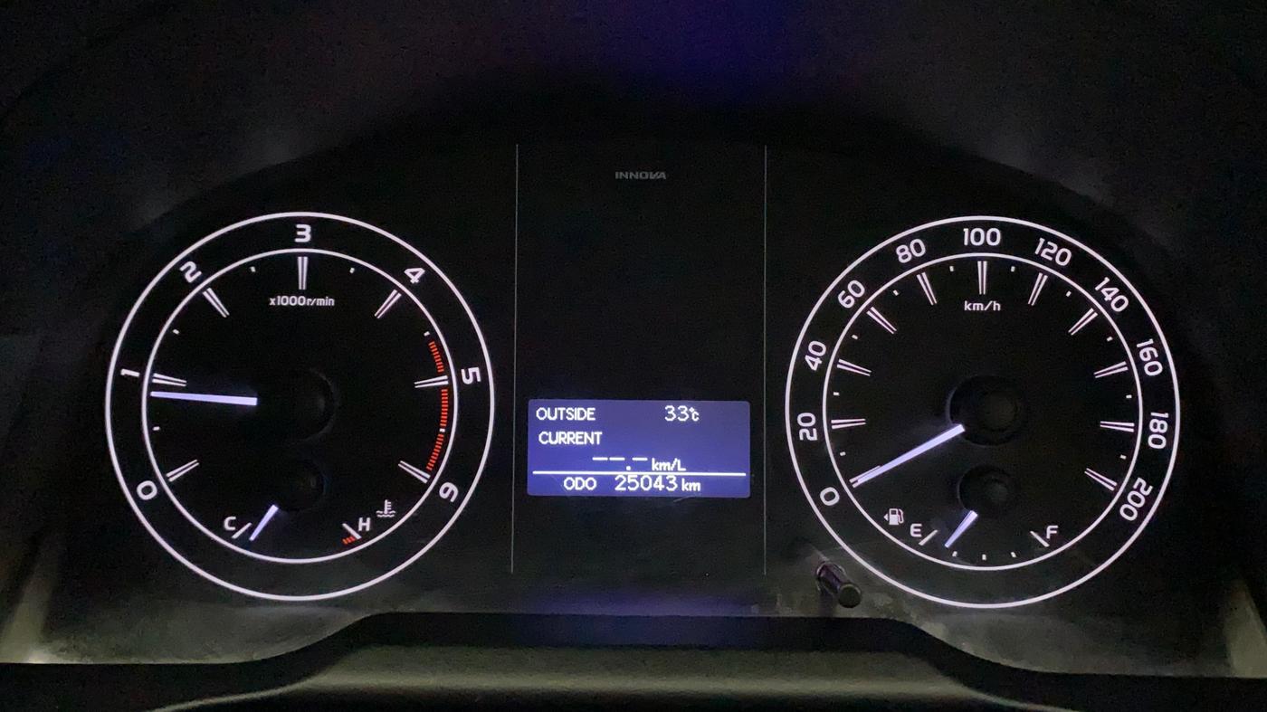 2022 Toyota Innova Crysta 2.4 G 7 STR, Diesel, Manual, 25,043 km, Odometer Image