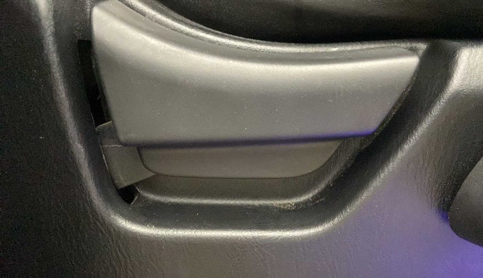 2019 Mahindra Scorpio S9, Diesel, Manual, 41,598 km, Driver Side Adjustment Panel