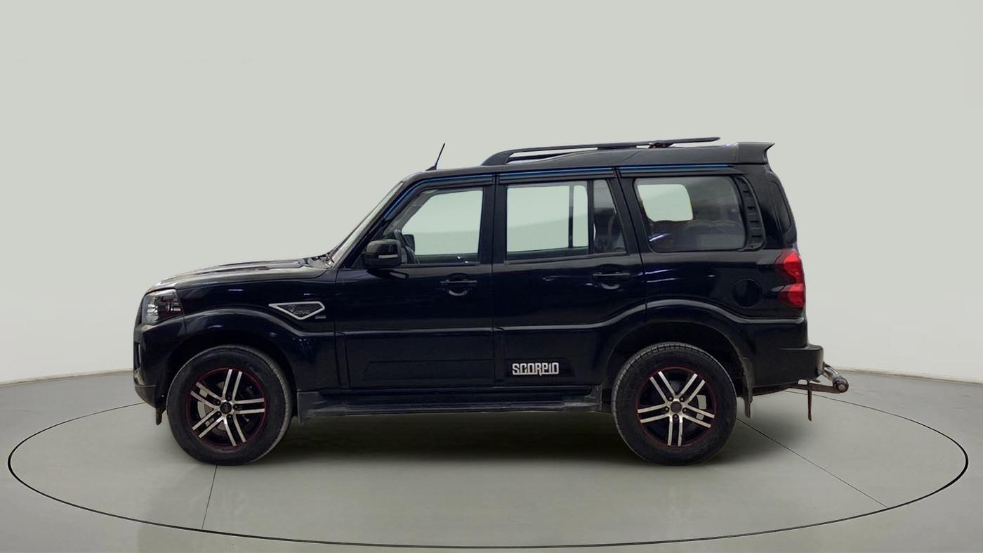 2019 Mahindra Scorpio S9, Diesel, Manual, 41,598 km, Left Side