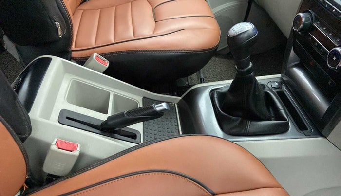 2019 Mahindra Scorpio S9, Diesel, Manual, 41,598 km, Gear Lever
