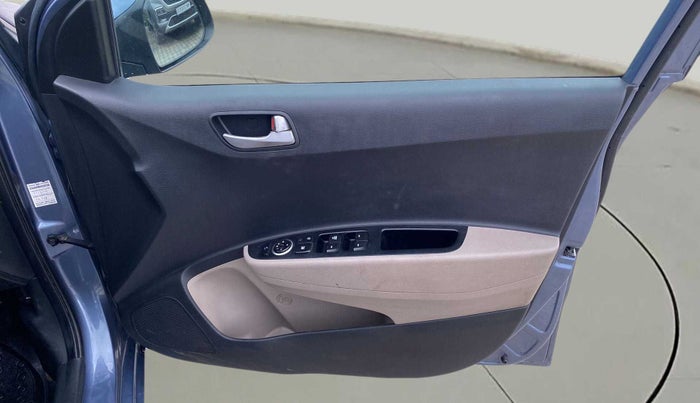 2014 Hyundai Xcent S (O) 1.2, CNG, Manual, 67,346 km, Driver Side Door Panels Control